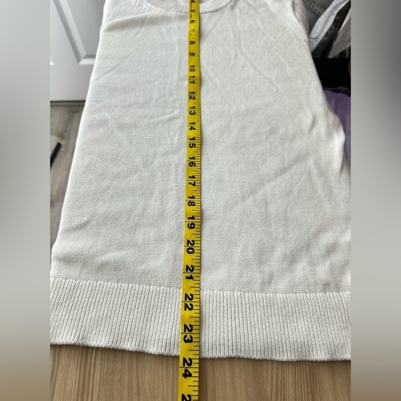 NEW J.Crew Women’s Crewneck Knit Flare Sleeve Sweater in White Sz Small - Picture 7 of 10